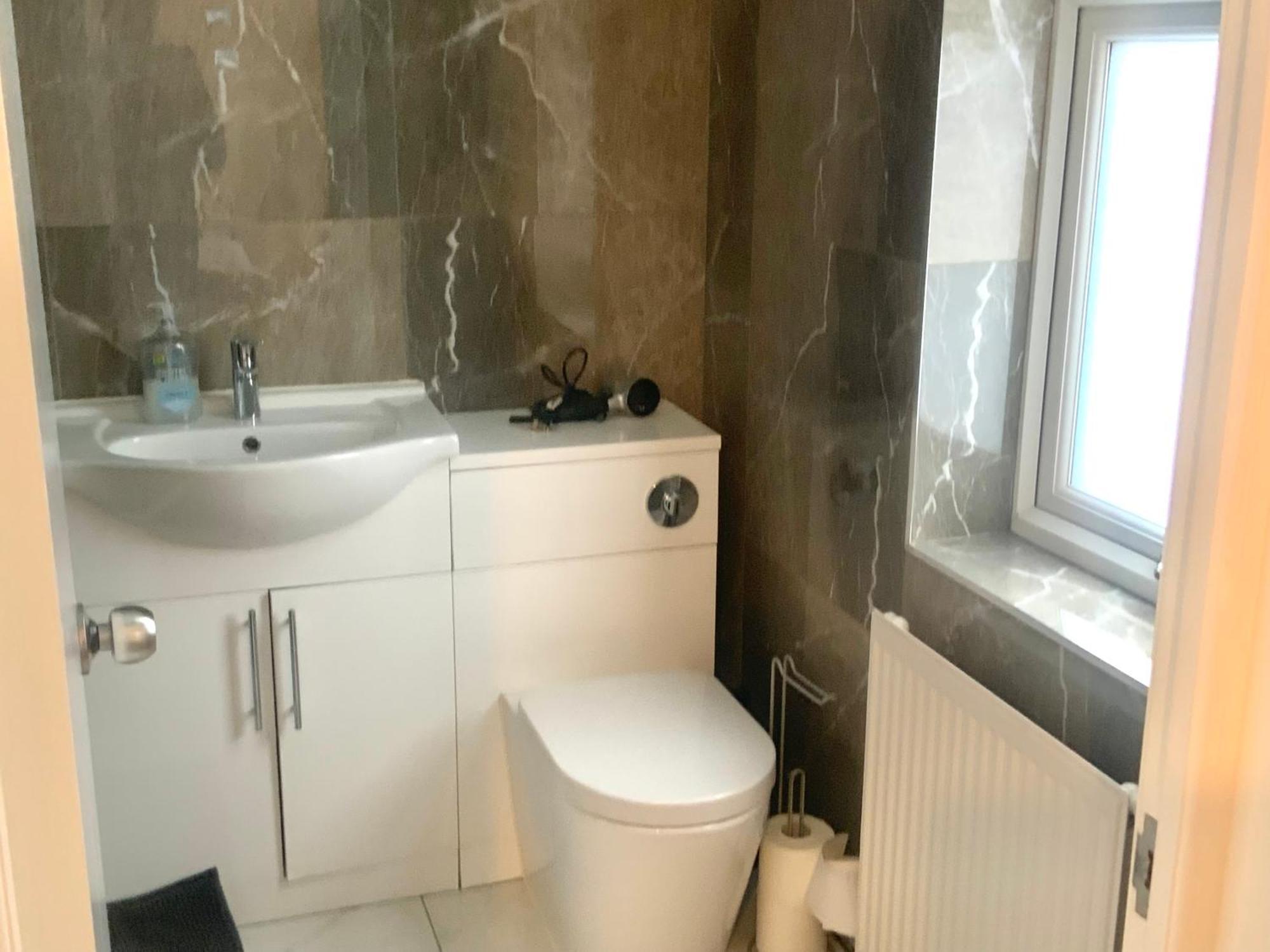 The London En-Suite Ilford Esterno foto