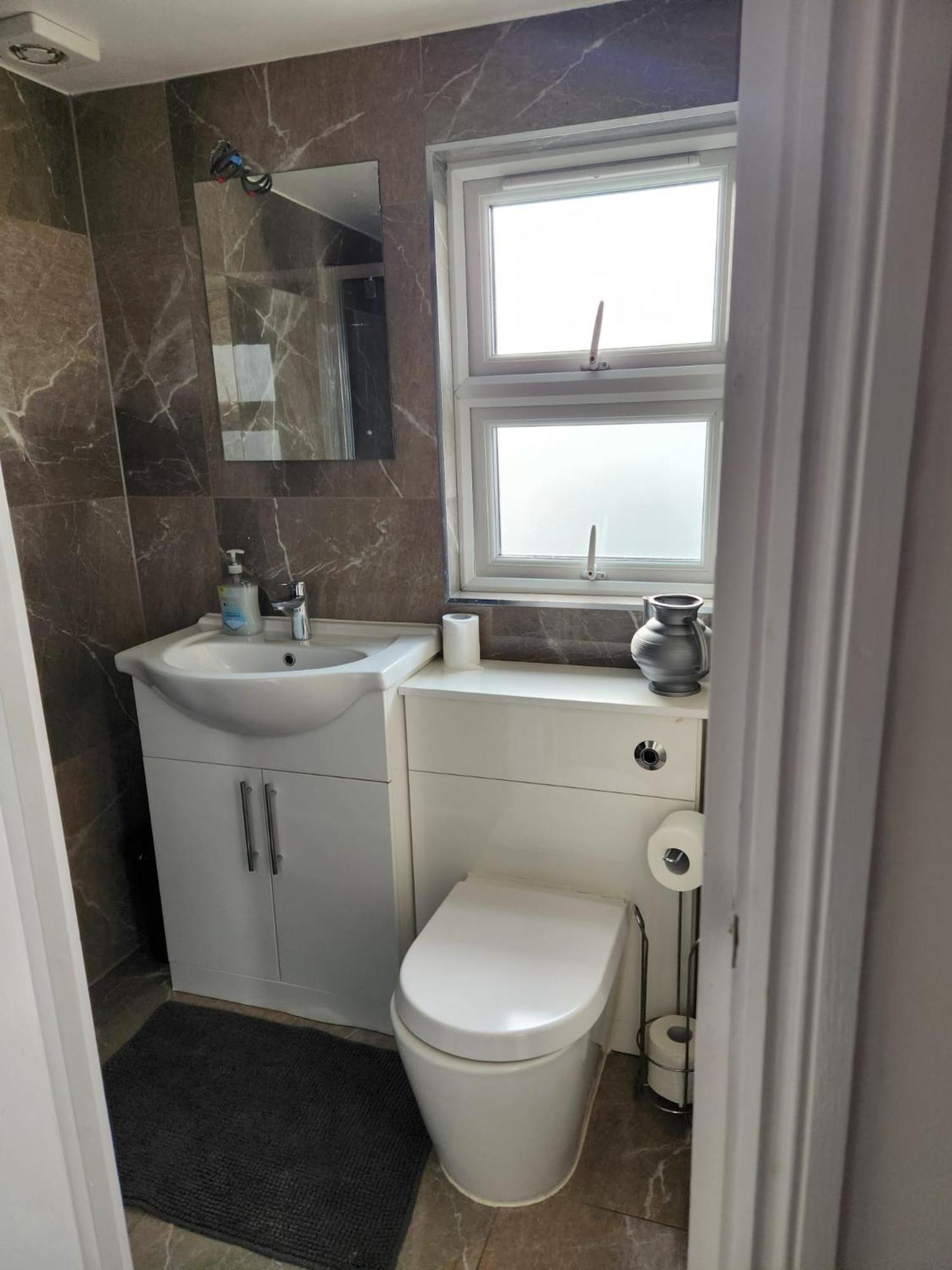 The London En-Suite Ilford Esterno foto